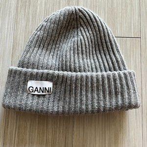 Ganni Gray Rib Beanie | brand new no tag, bought from SSENSE